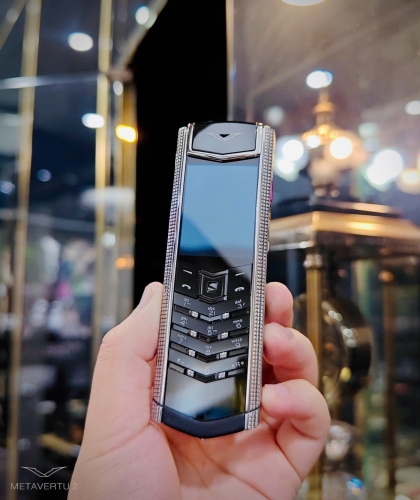 VERTU SIGNATURE S CLOUD DE PARIS 2017